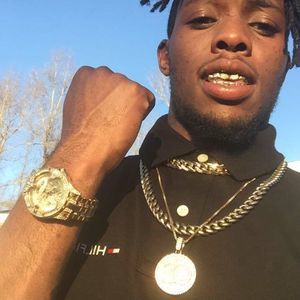 Meet your Posher, Derrick